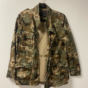 Womens Camo Print Jacket